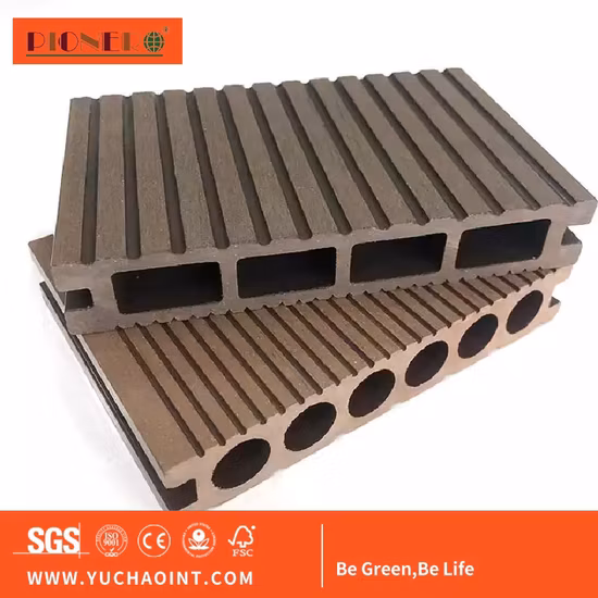 防水性、耐紫外線性などを備えた高強度ソリッドWPCデッキ。